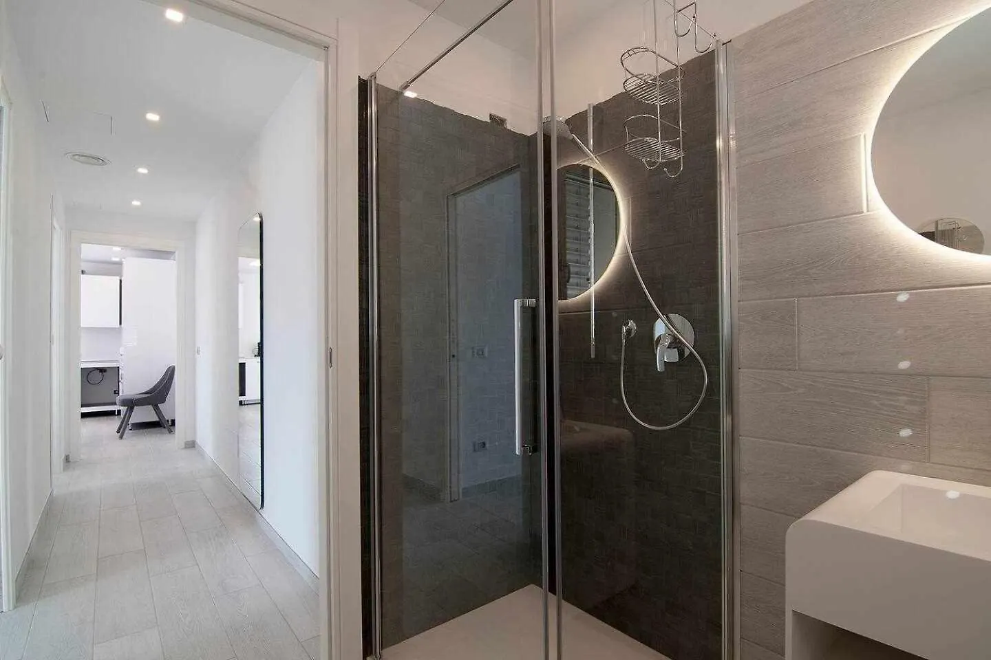 דירה לאזיסה Residence Arena-Nuovo, Moderno Con Piscina