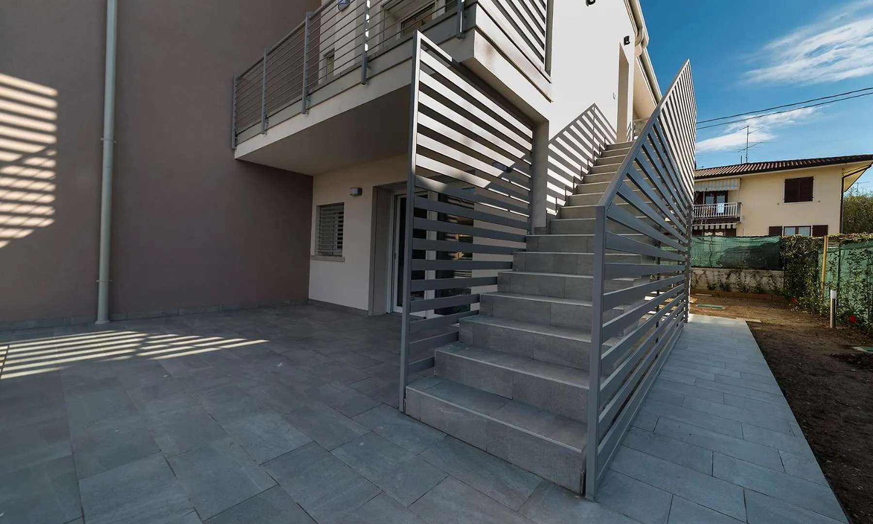 לאזיסה Residence Arena-Nuovo, Moderno Con Piscina איטליה